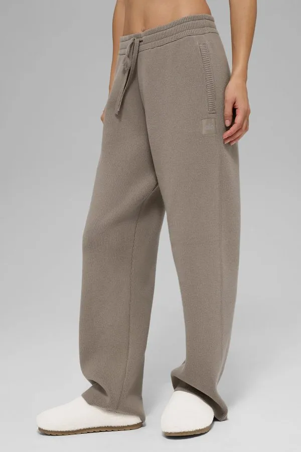 Scholar Straight Leg Sweatpant - Light Cocoa